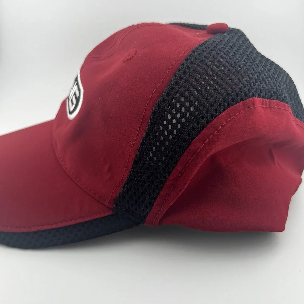 PING Golf Performance Mesh Hat Red Black Breathable Golf Cap OSFM